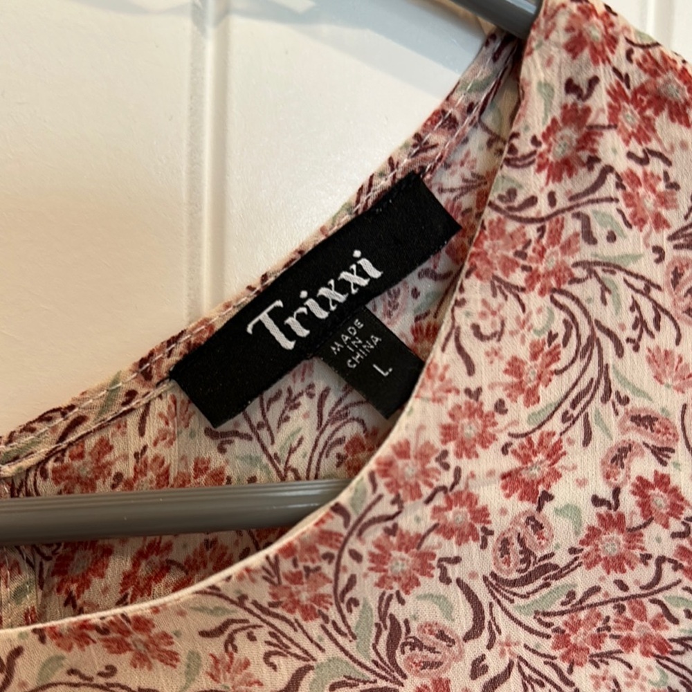Floral Ruffle Dress - Picture 7 of 11